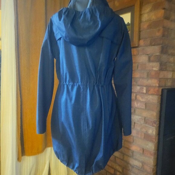 32 Degrees Jackets & Blazers - 32 Degrees COOL Cinched Waist, Lightweight Navy Jacket - Size S